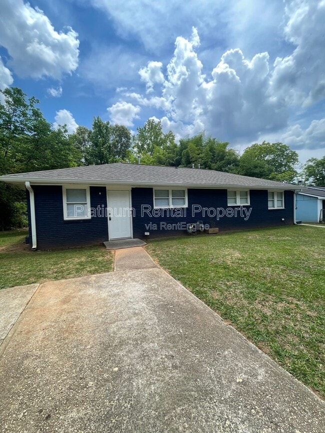 Building Photo - 2321 Perkerson Mill Rd SW