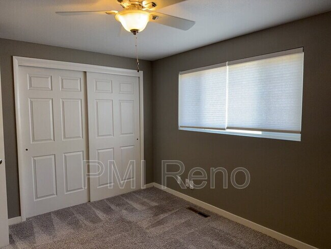 Building Photo - 1405 Terrace Dr
