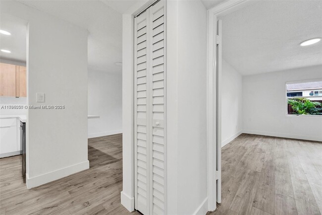 Building Photo - 11225 SW 88th St
