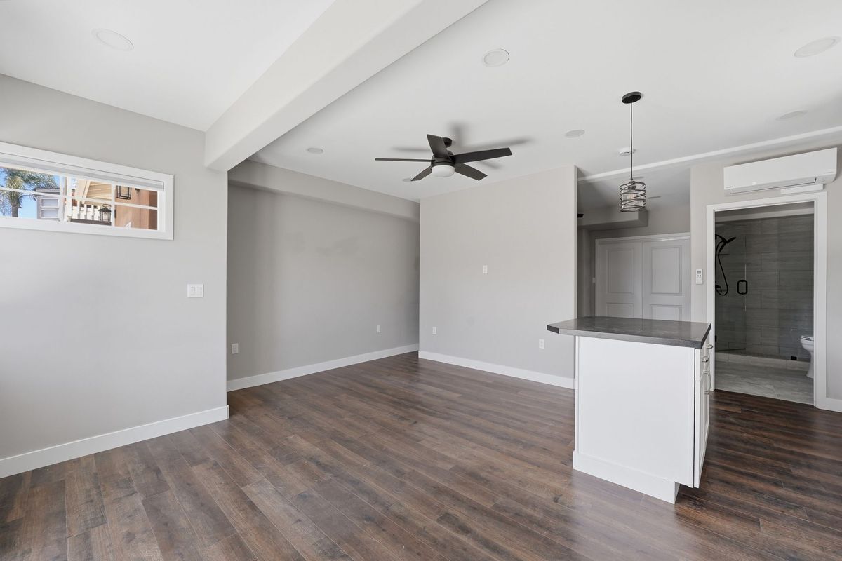 Building Photo - 13869 Mercado Dr
