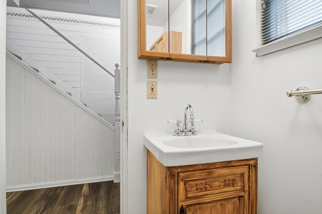 Building Photo - 8131 Veterans Dr SW