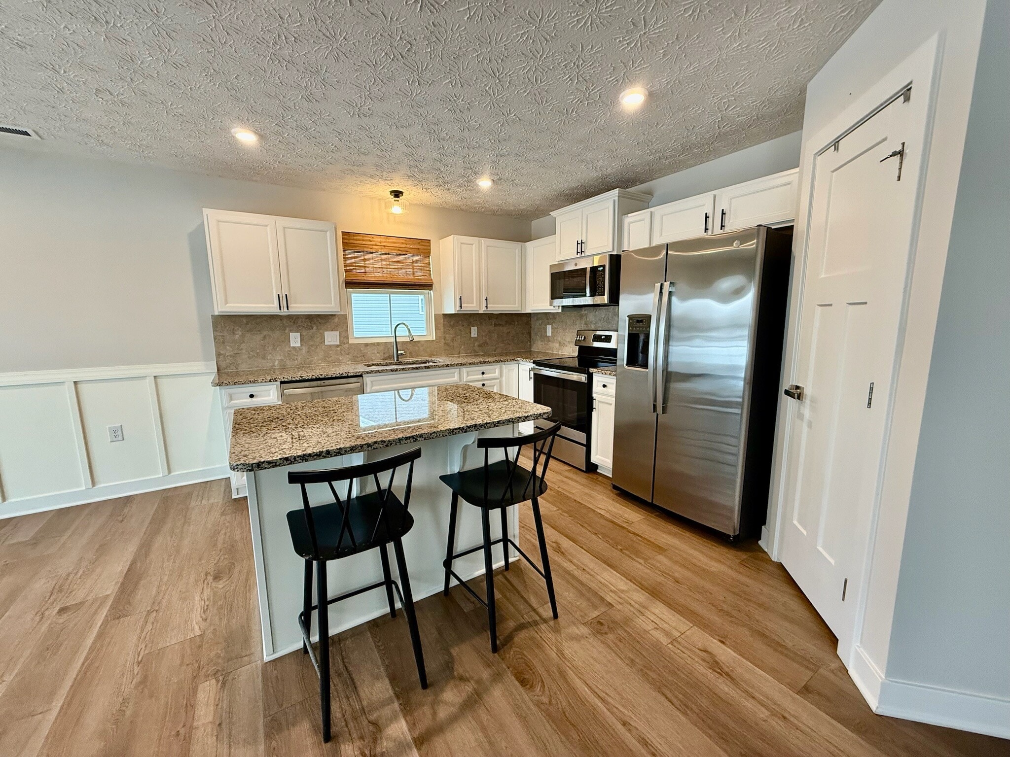 Building Photo - 1097 Arbor Dr