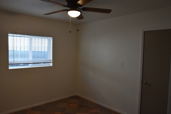 Building Photo - 1514 W Palmer Dr.