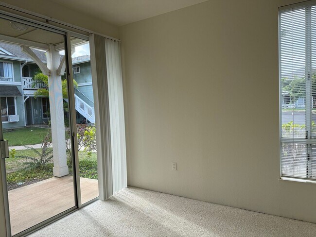 Building Photo - Spacious 2 Bedroom, 2 Full Bath End Unit with 2 Parking at Kekuilani Villas