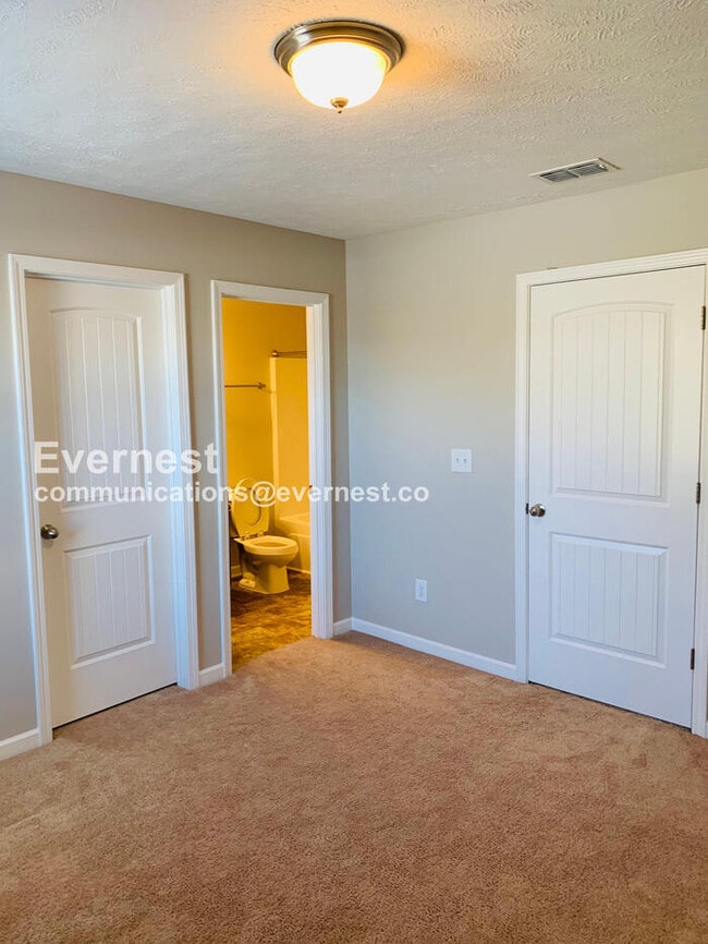 Building Photo - 4159 Saddlecreek Wy