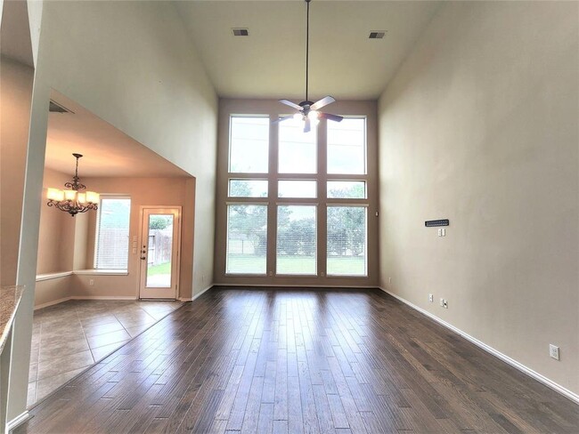 Building Photo - Highland Lake Lane, Pearland, TX 77584 - 4...