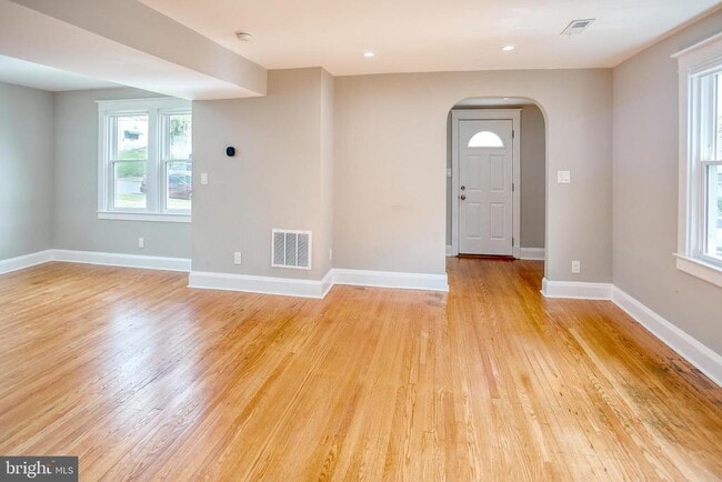 Building Photo - 2817 Onyx Rd