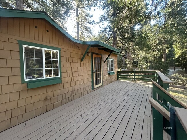 Building Photo - Cute Single Story Cabin in the Woods for Rent