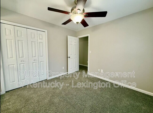 Building Photo - 552 Forest Hill Dr