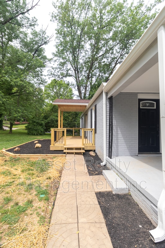 Building Photo - 5211 Holston Dr