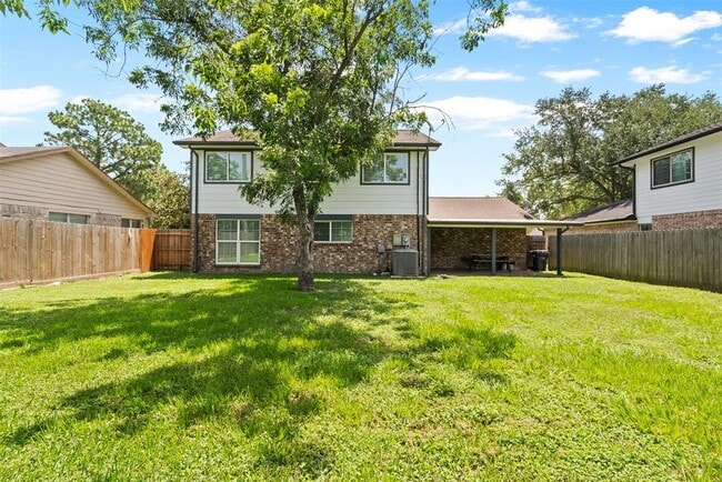Building Photo - 4707 Cairnsean St