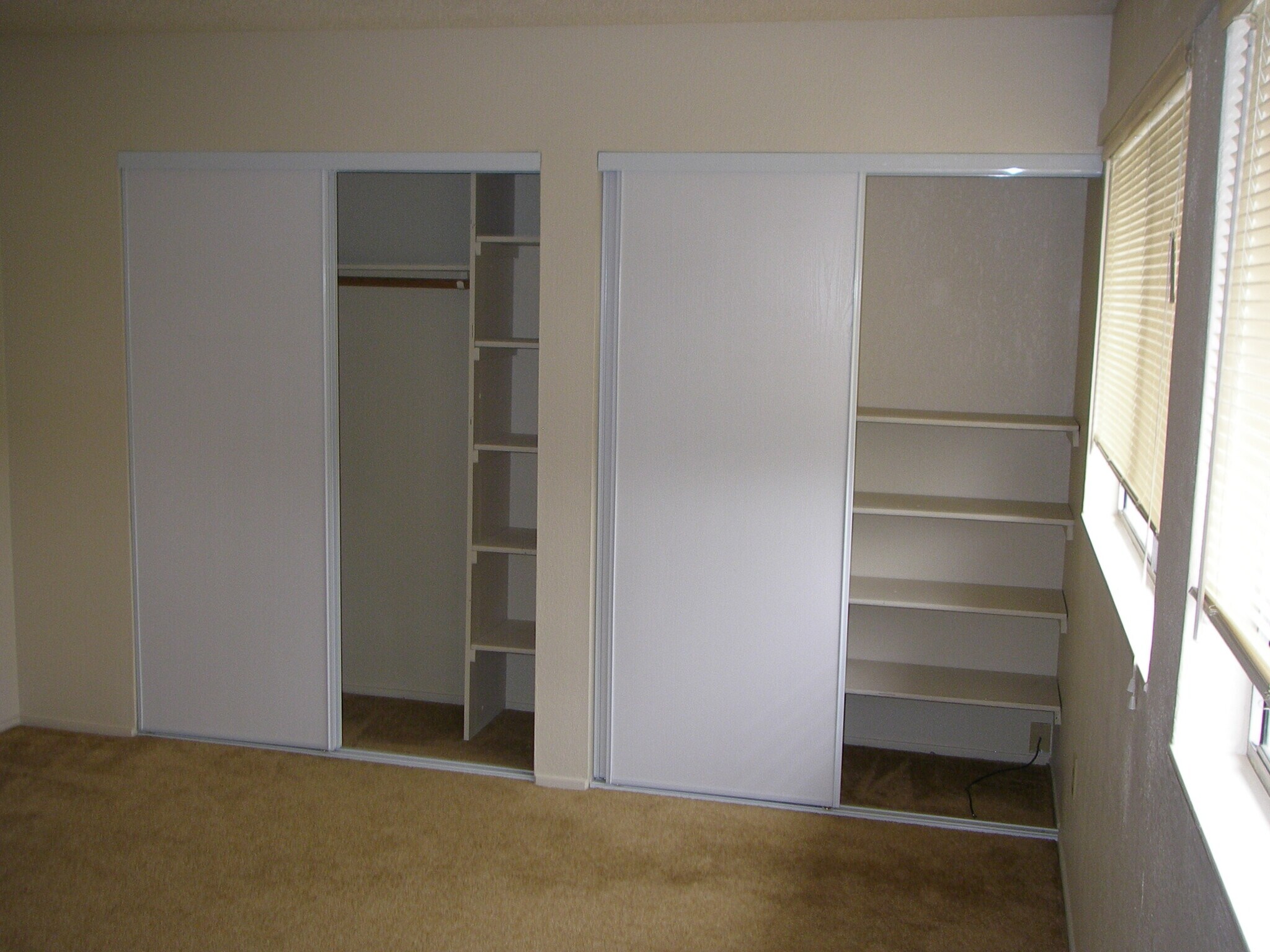 Building Photo - 1351 Jasmine Cir