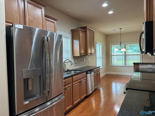 Building Photo - 483 E Mossyleaf Dr SW