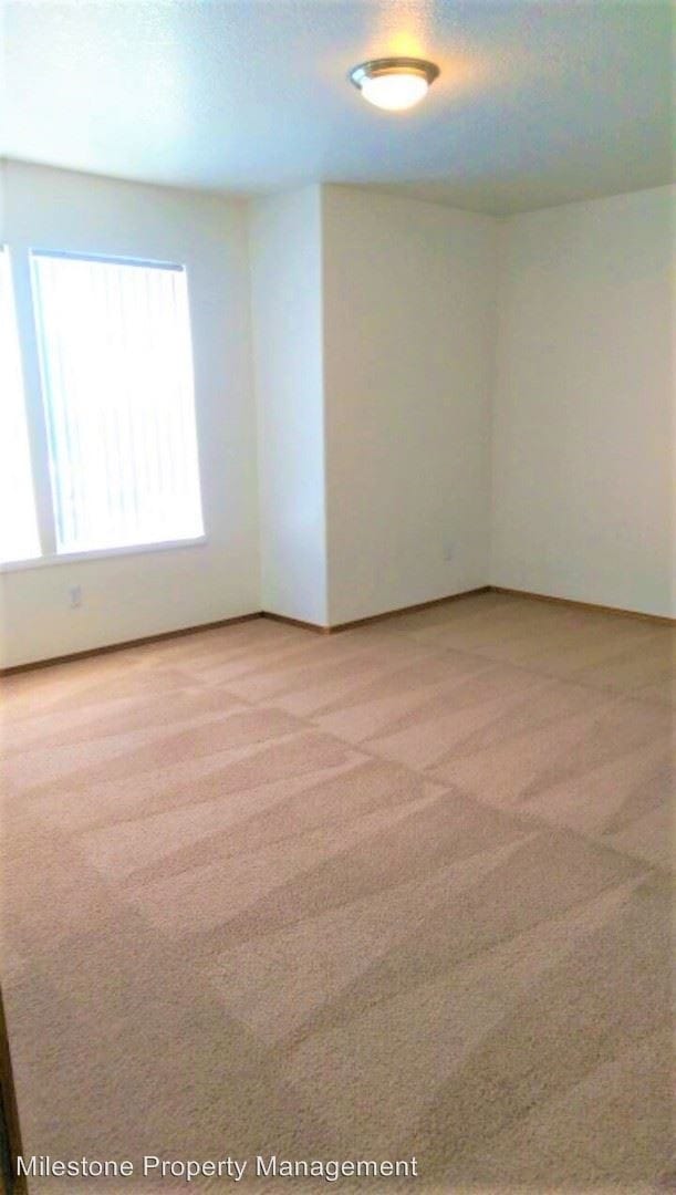 Interior Photo - Hilltop Court Apartments