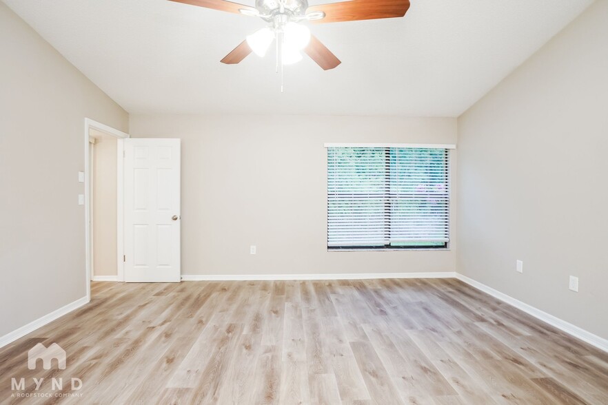 Building Photo - 809 Toledo Ct