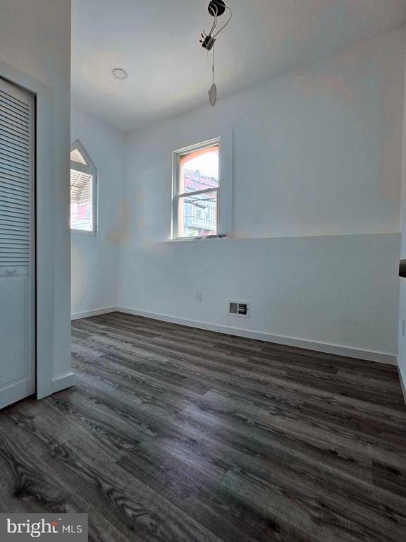 Building Photo - 1218 N 16th St