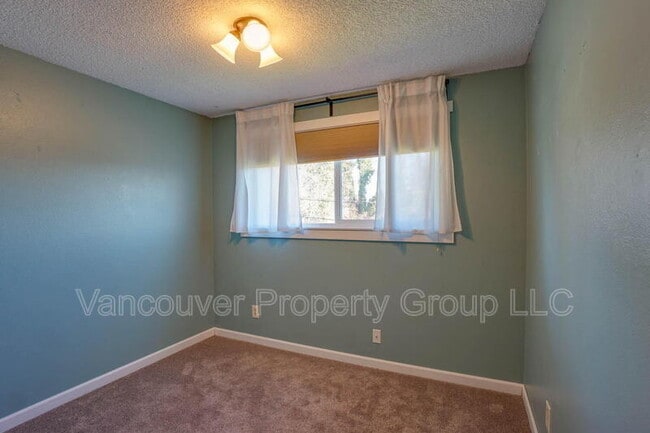 Building Photo - 503 NW 5th Ave