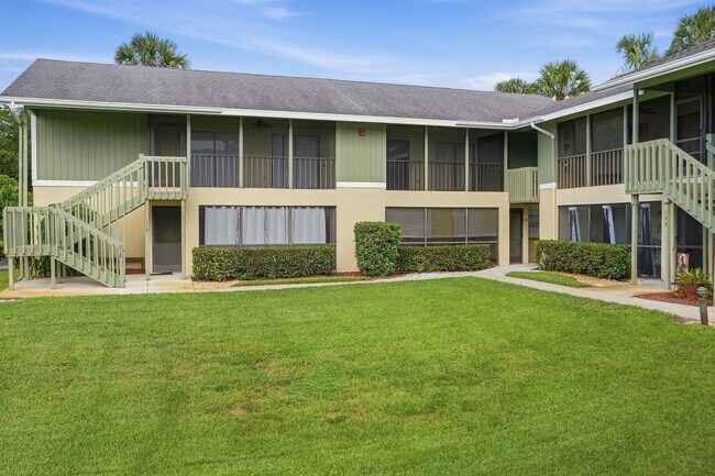 Building Photo - 5501 Rattlesnake Hammock Rd