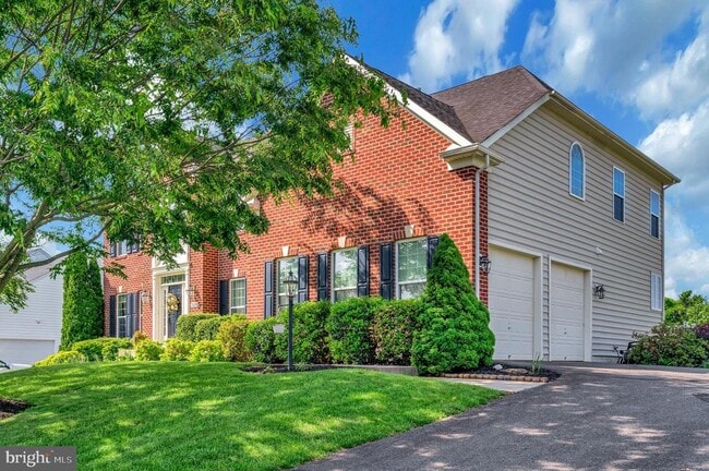Building Photo - 7519 Edington Dr