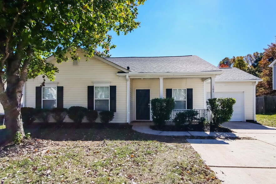 Primary Photo - 107 Peterborough Dr