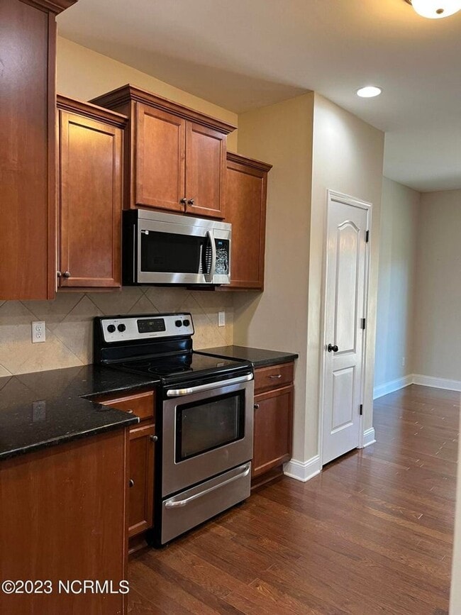 Building Photo - Welcome to Tall Pines Of New River!