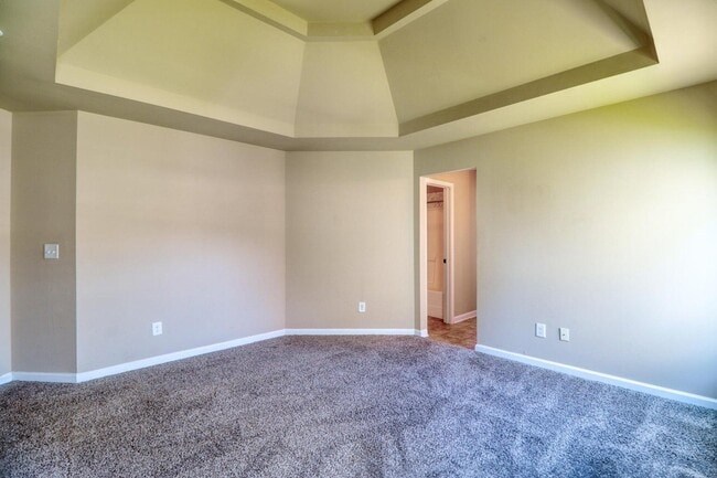 Building Photo - 726 Old Indian Camp Rd