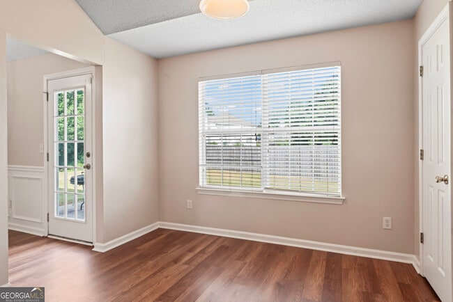 Building Photo - 1650 Deer Crossing Terrace