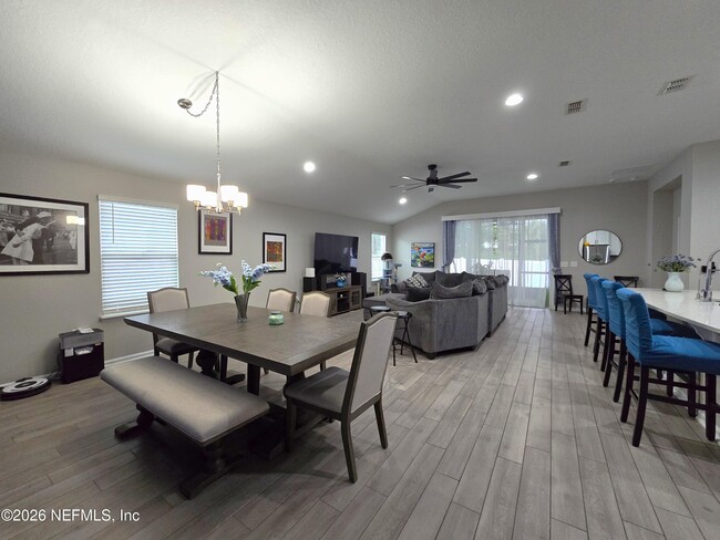 Building Photo - 3196 Little Kern Ln