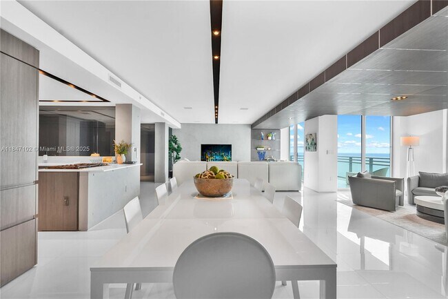 Building Photo - 3535 S Ocean Dr