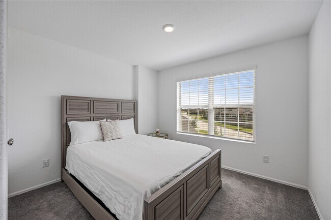 Building Photo - 7531 Greenbriar Cayon Ln