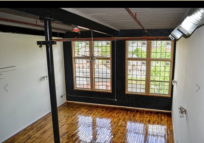 Building Photo - 1Lofts