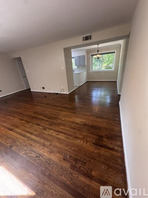 Building Photo - 9422 Adelphi Rd