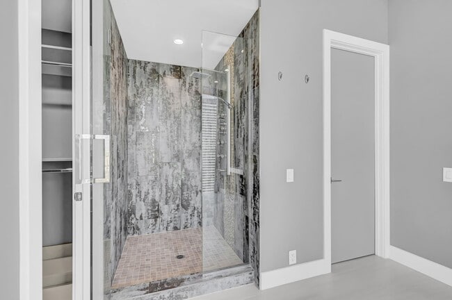 Building Photo - 3726 S Las Vegas Blvd