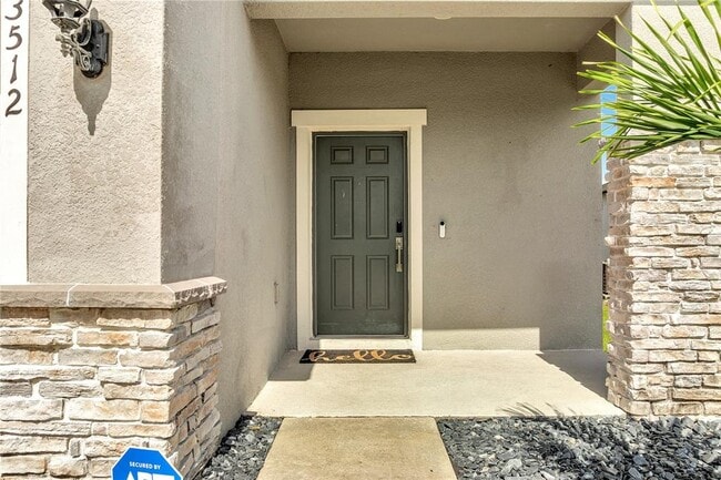 Building Photo - 3512 Southern Cross Lp