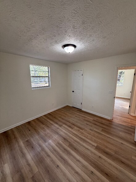 Building Photo - 1675 Winthrop St