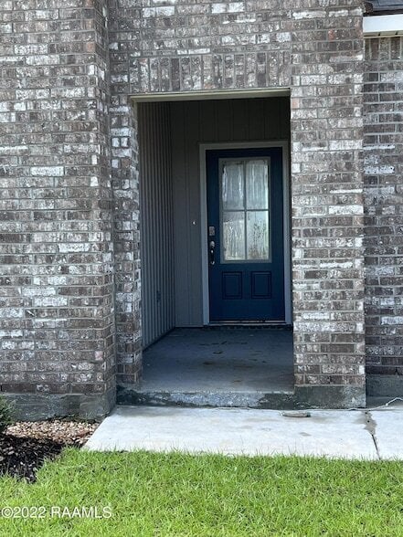 Building Photo - 213 Garden Oaks Ave