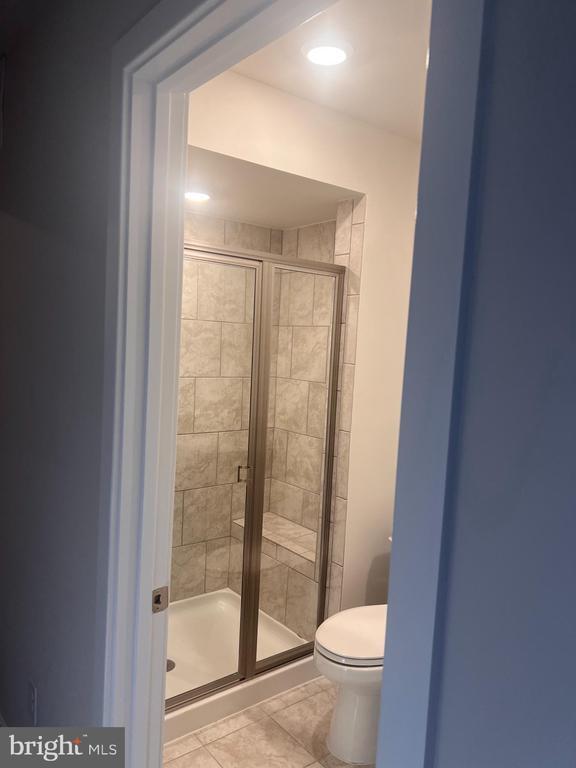 Building Photo - 7551 Dundee Rd