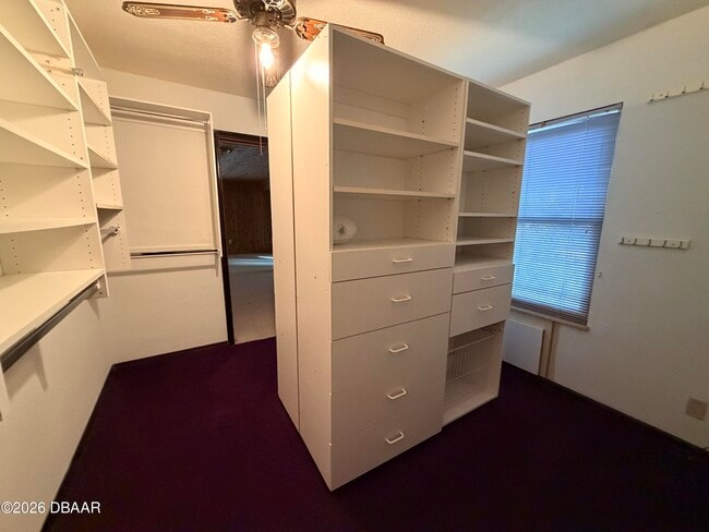 Building Photo - 711 Freda Ln