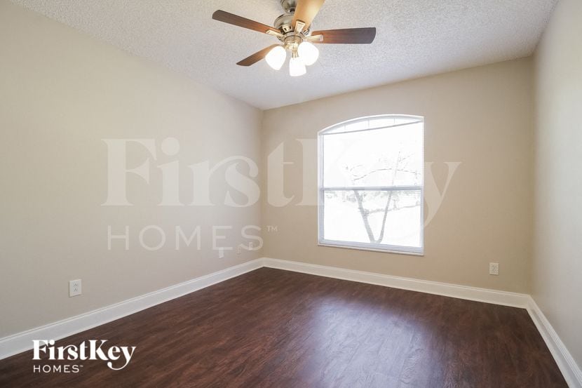 Building Photo - 2606 Palmer Ave SE