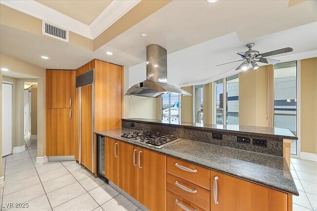 Building Photo - 2877 Paradise Rd