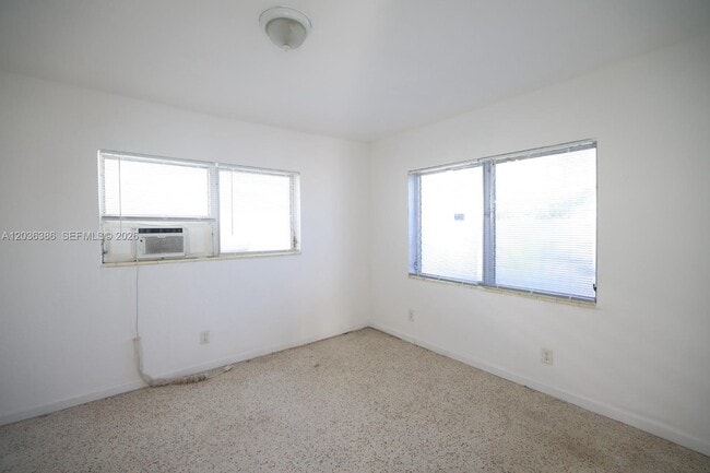 Building Photo - 800 83rd St
