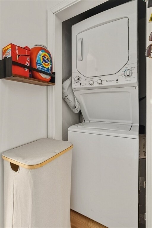 Building Photo - 171 Brooks St