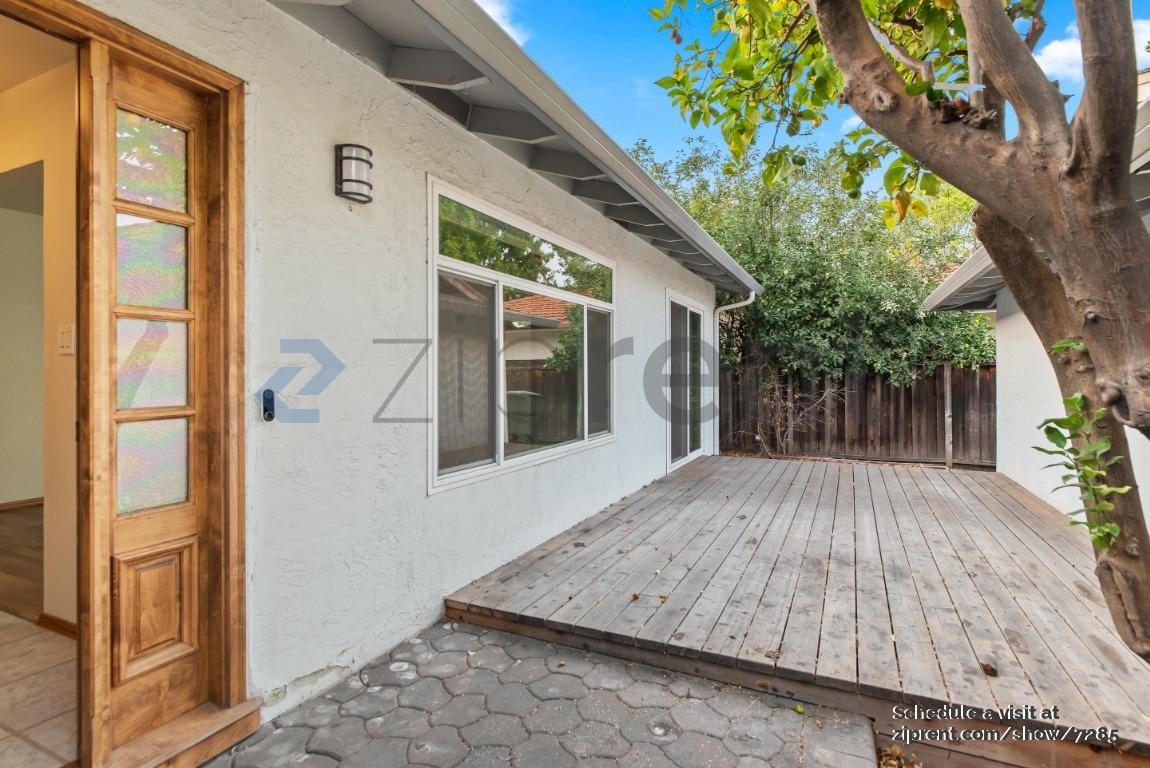Building Photo - 1349 Thunderbird Ave