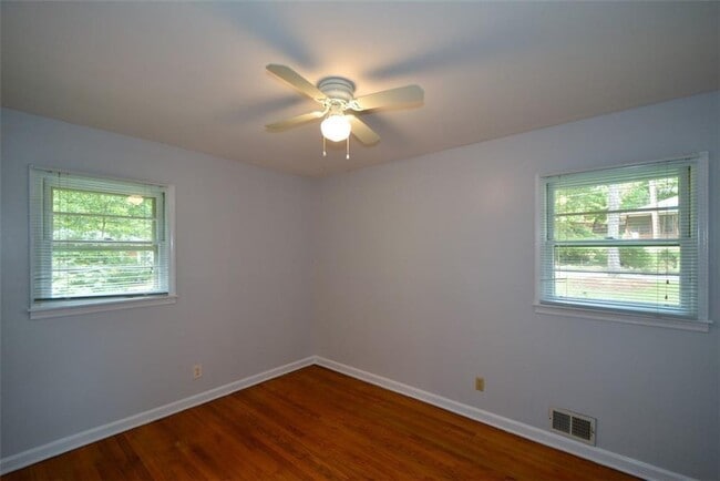 Building Photo - 1376 Woodbine St