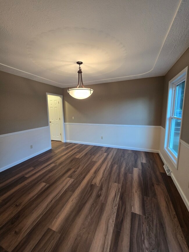 Building Photo - 2325 Cold Stream Ave NE