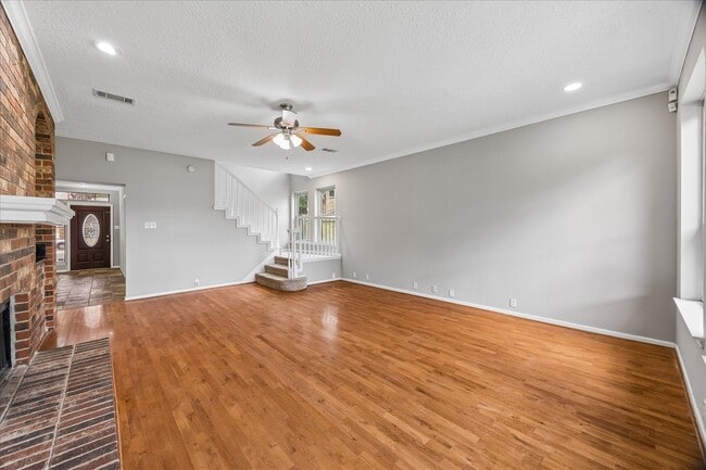 Building Photo - 12526 Mill Hedge Dr