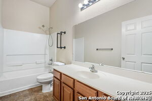 Building Photo - 2519 Sunset Bend