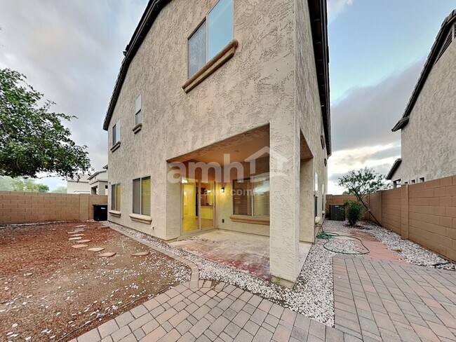 Building Photo - 4717 S Antonio