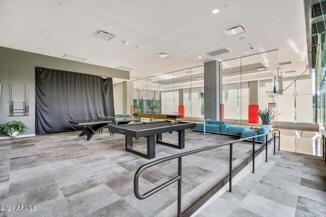 Building Photo - 7120 E Kierland Blvd