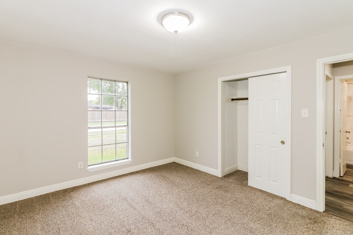 Building Photo - 13515 Greywood Dr